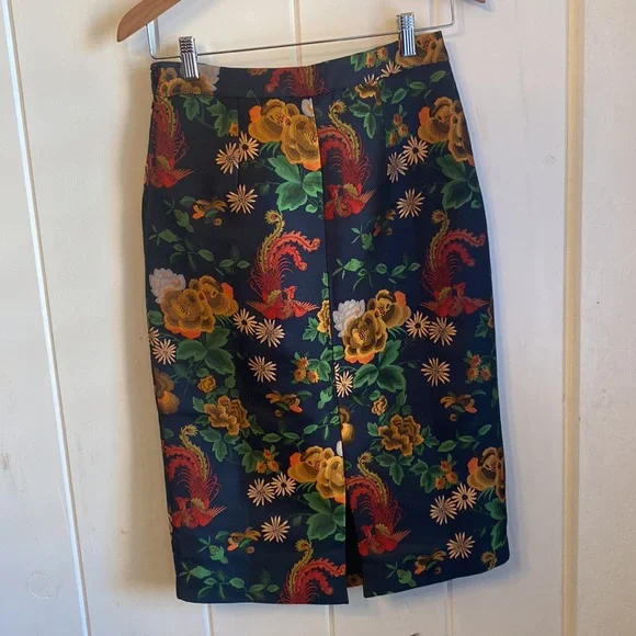 EUC maybe NWOT Anthropologie, Flora Jacquard Skirt. Size small. - Picture 4 of 4